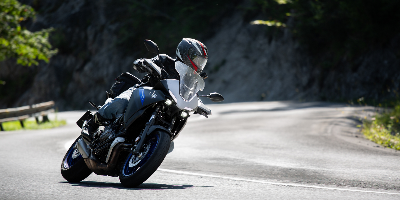 Explore Yamaha Motorbikes in India